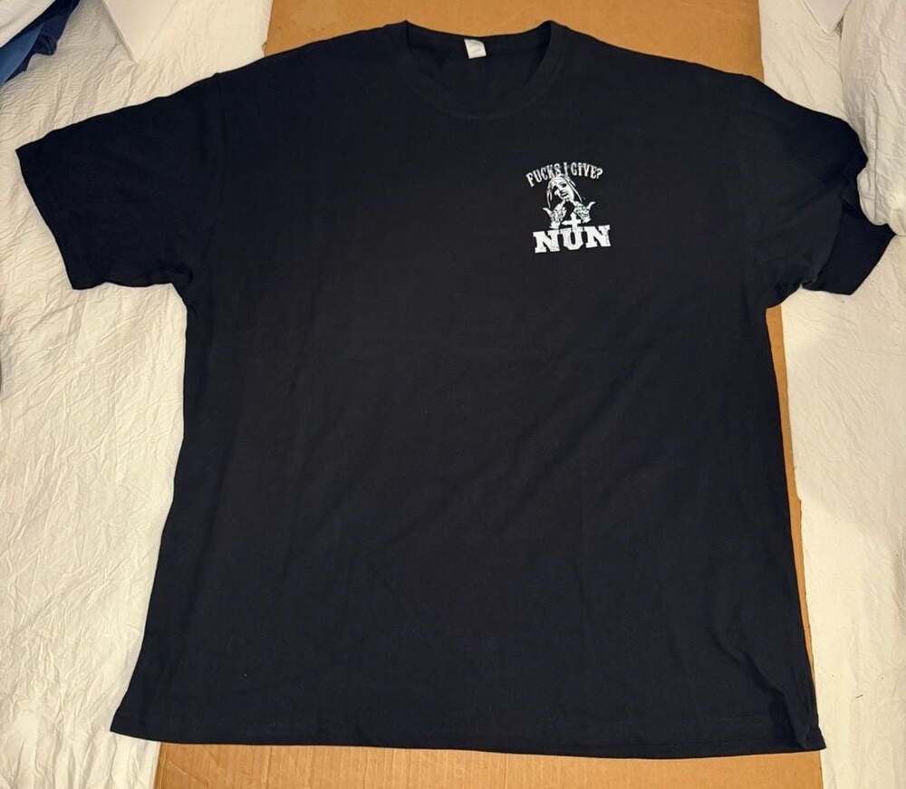IDN F*cks I Give? Nun Black T-Shirt Size 2XL NWOT